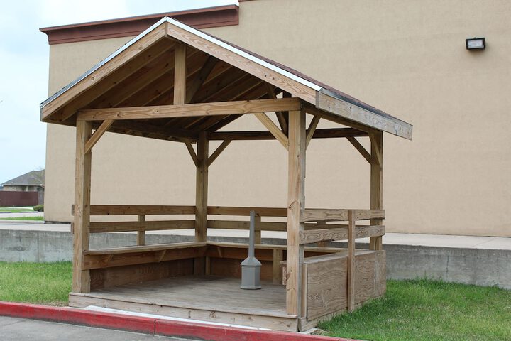 BBQ/picnic area