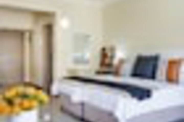 Room 47 of 108