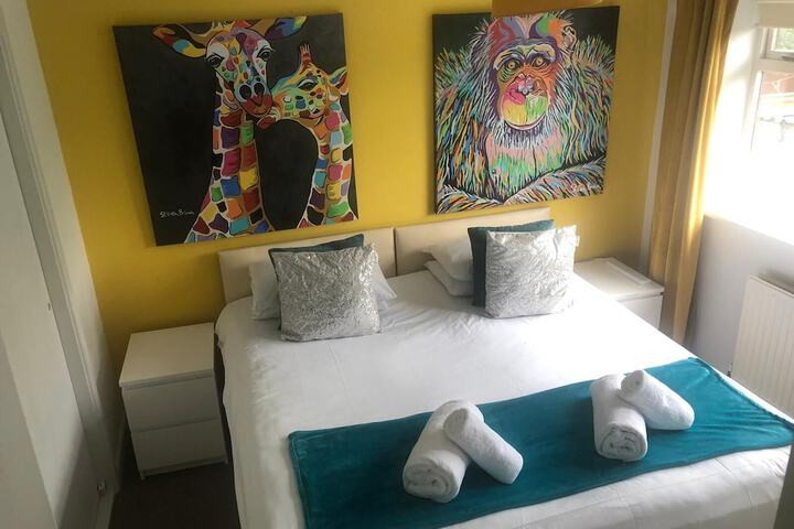 Room 45 of 77