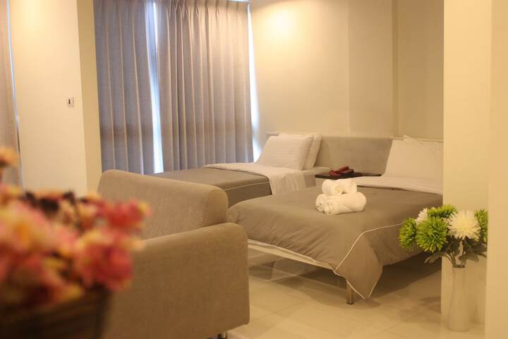 Room 9 of 29