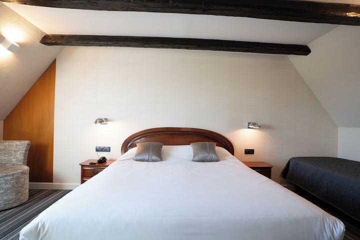 Room 18 of 38