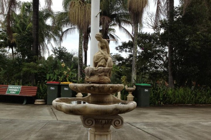 Property Grounds 41 of 55