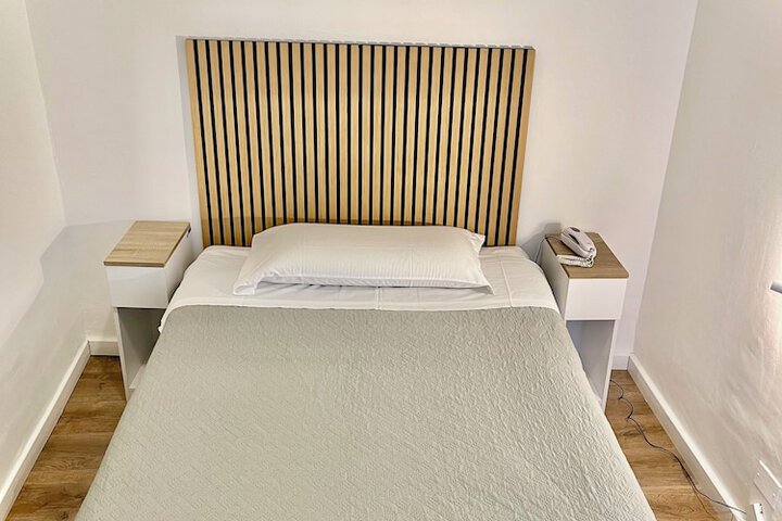 Room 48 of 81