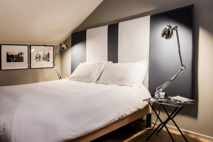 Room 13 of 60