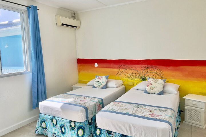Room 3 of 23