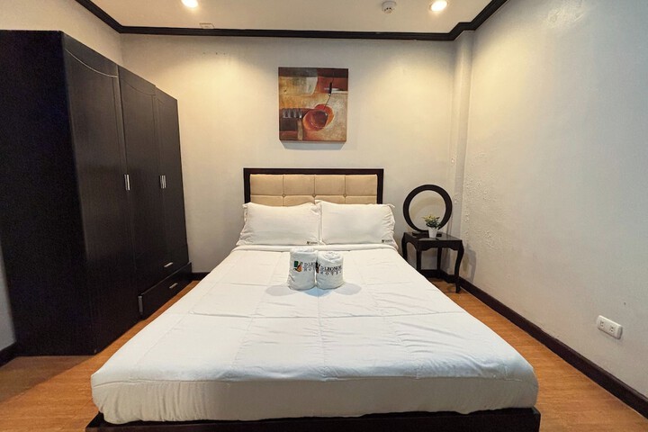 Room 18 of 61