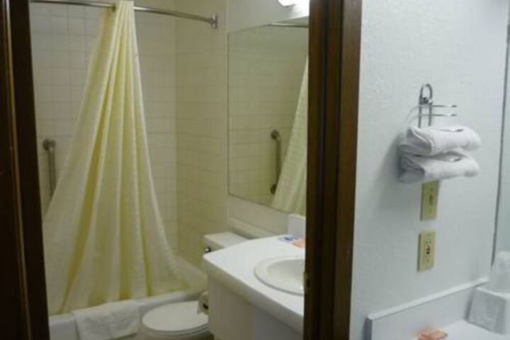 Room 13 of 14