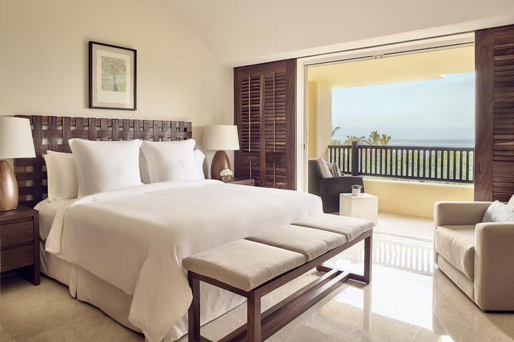 Room 4 of 213