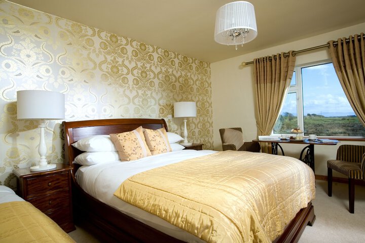 Room 8 of 36
