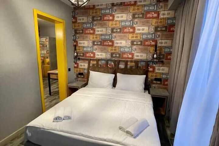Room 42 of 92