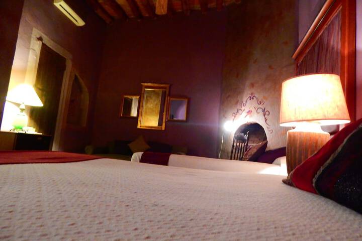 Room 12 of 54