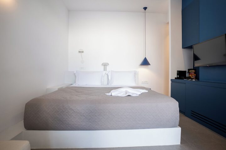 Room 42 of 171
