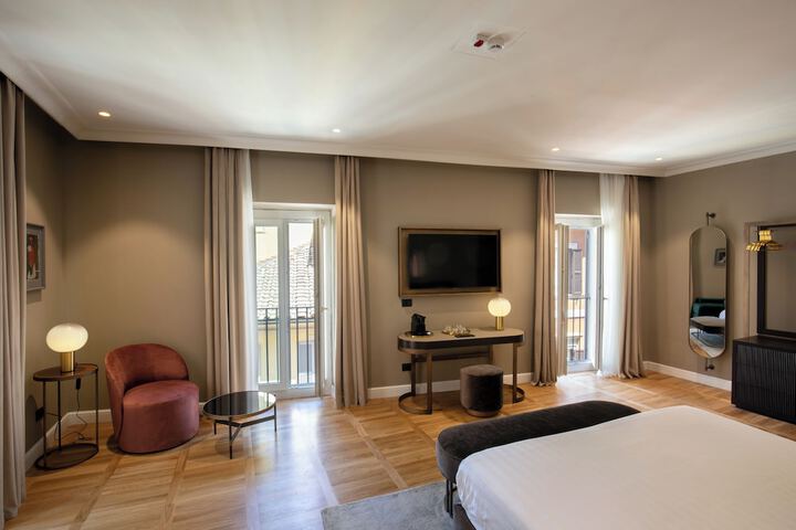 Room 45 of 289