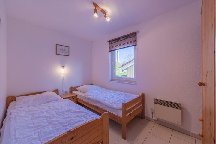 Room 7 of 36