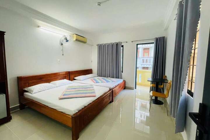 Room 15 of 26