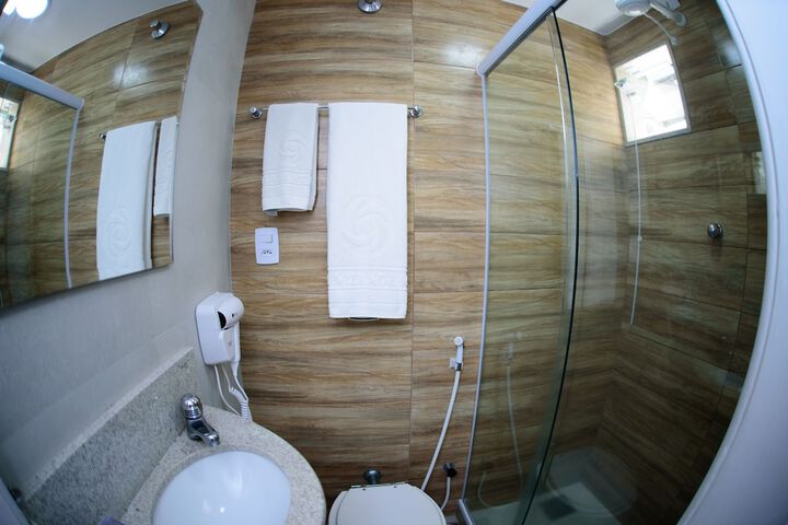 Room 35 of 54