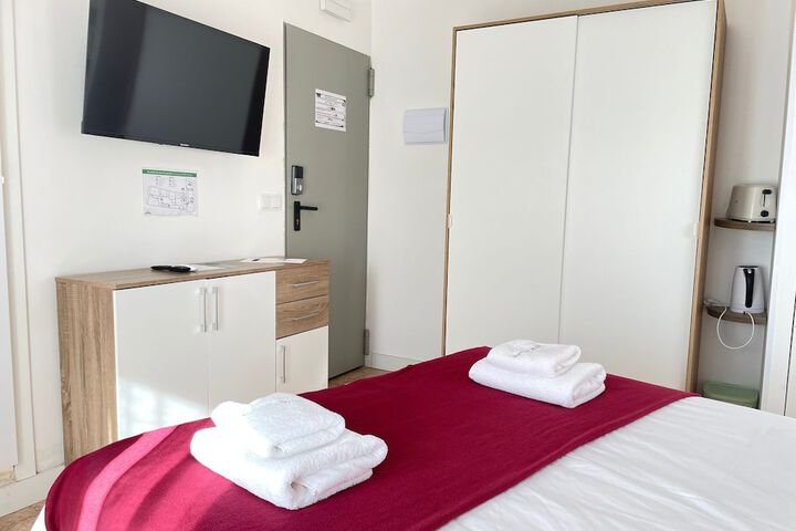 Room 37 of 121