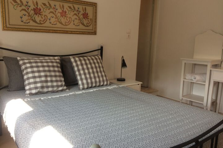Room 12 of 47