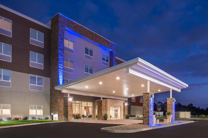 Hotel 79 of 87