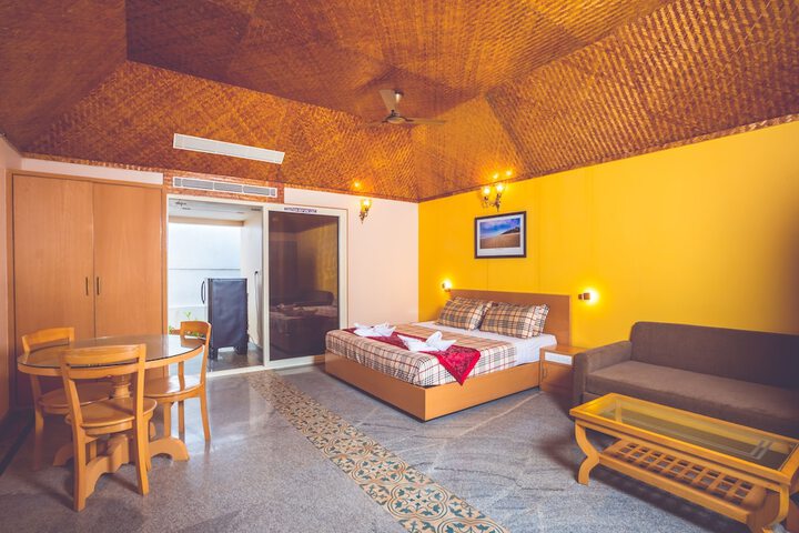 Room 10 of 64