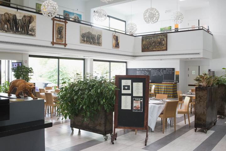 Breakfast area