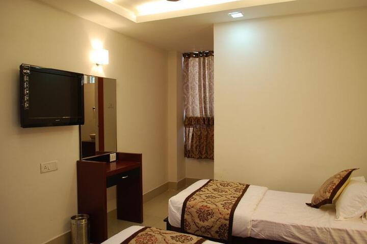 Room 3 of 6