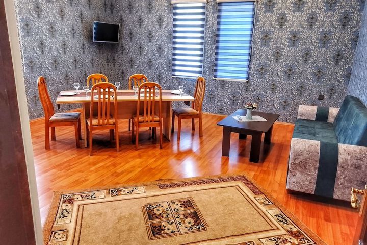 Room 15 of 23