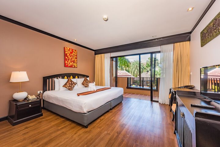 Room 30 of 179