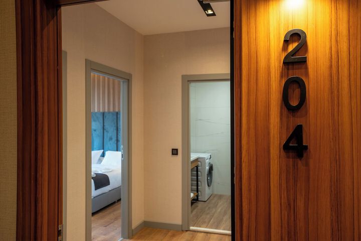 Room 7 of 45