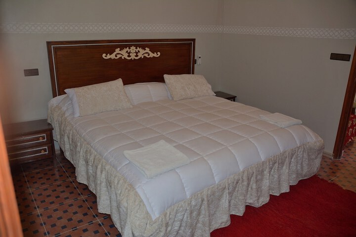 Room 16 of 124