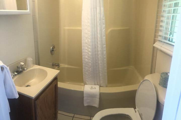 Room 17 of 30