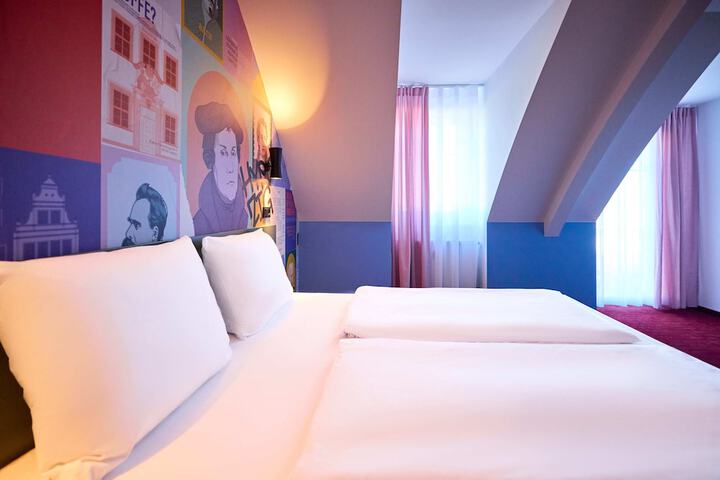 Room 14 of 51