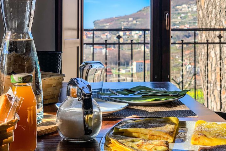 Breakfast/Coffee Service 72 of 82