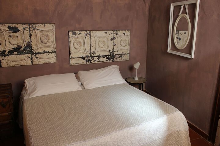 Room 7 of 52