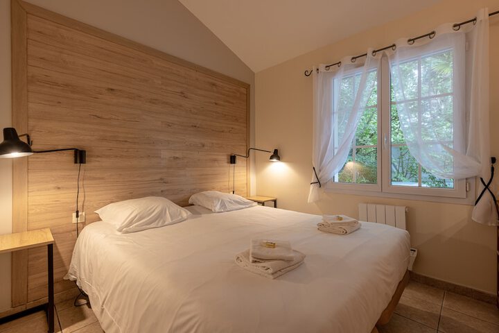 Room 5 of 62