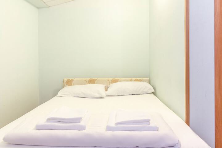 Room 41 of 73