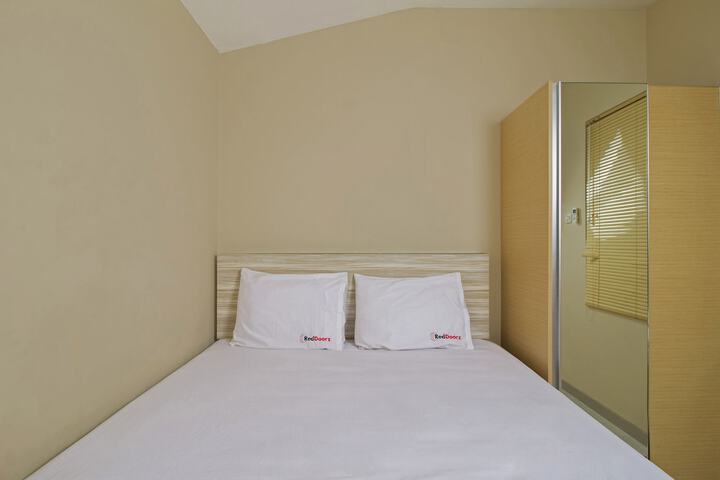 Room 7 of 20
