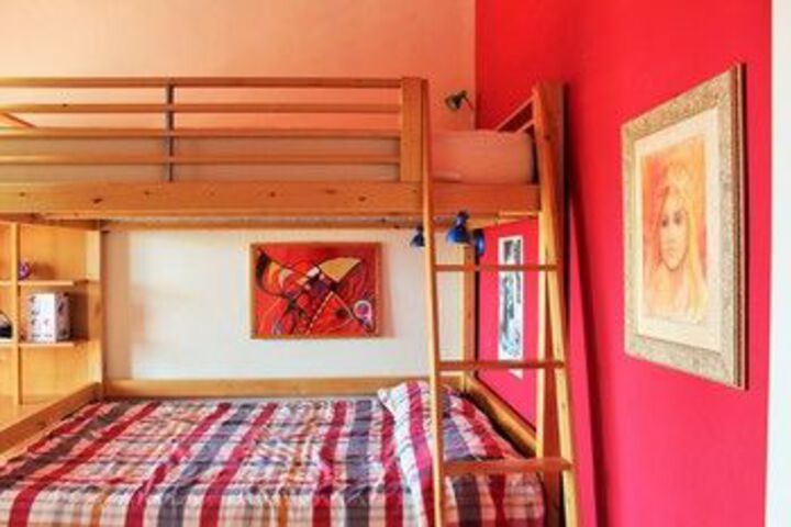Room 12 of 22