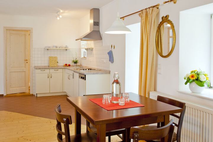 Dining Photos