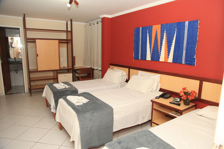 Room 4 of 22