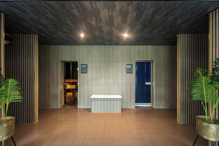 Room 35 of 51