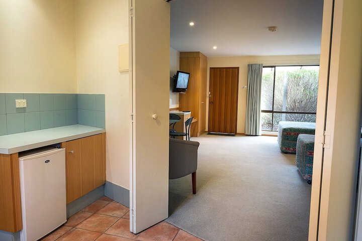 Room 3 of 42