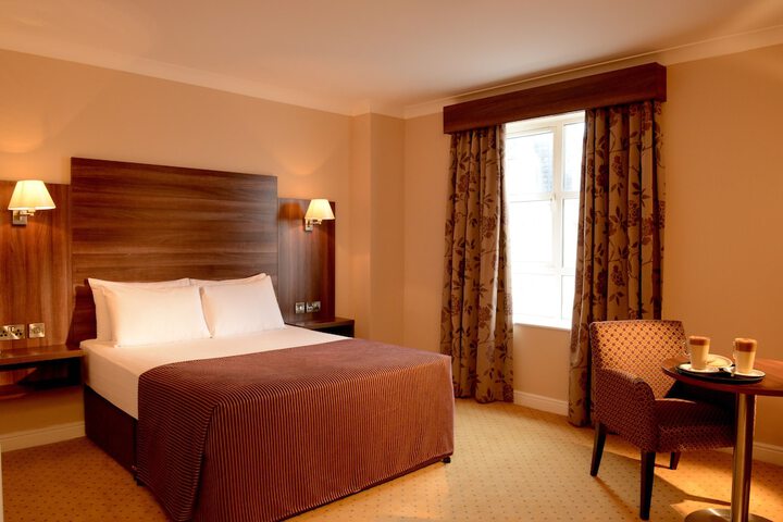 Room 3 of 49