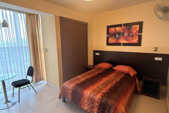 Hotel Reyna in Lima