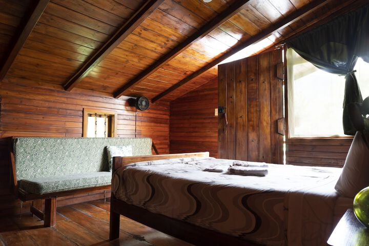 Room 15 of 160