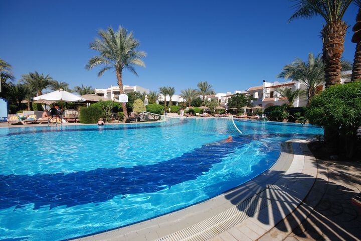 Pool 59 of 103