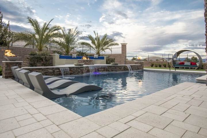 Pool 14 of 19