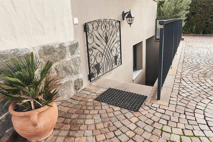 Room 7 of 41
