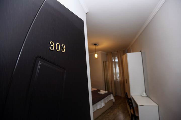 Room 73 of 131