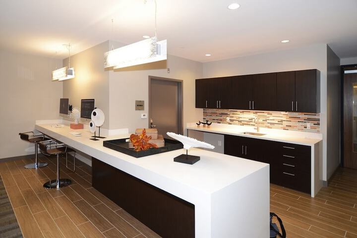 Wedding/Banquet 14 of 17